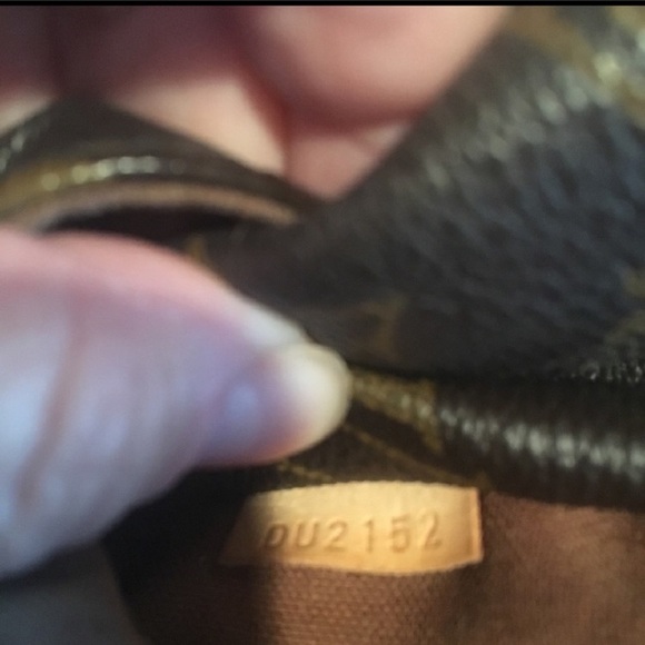 Louis Vuitton Totally GM - Picture 6 of 8